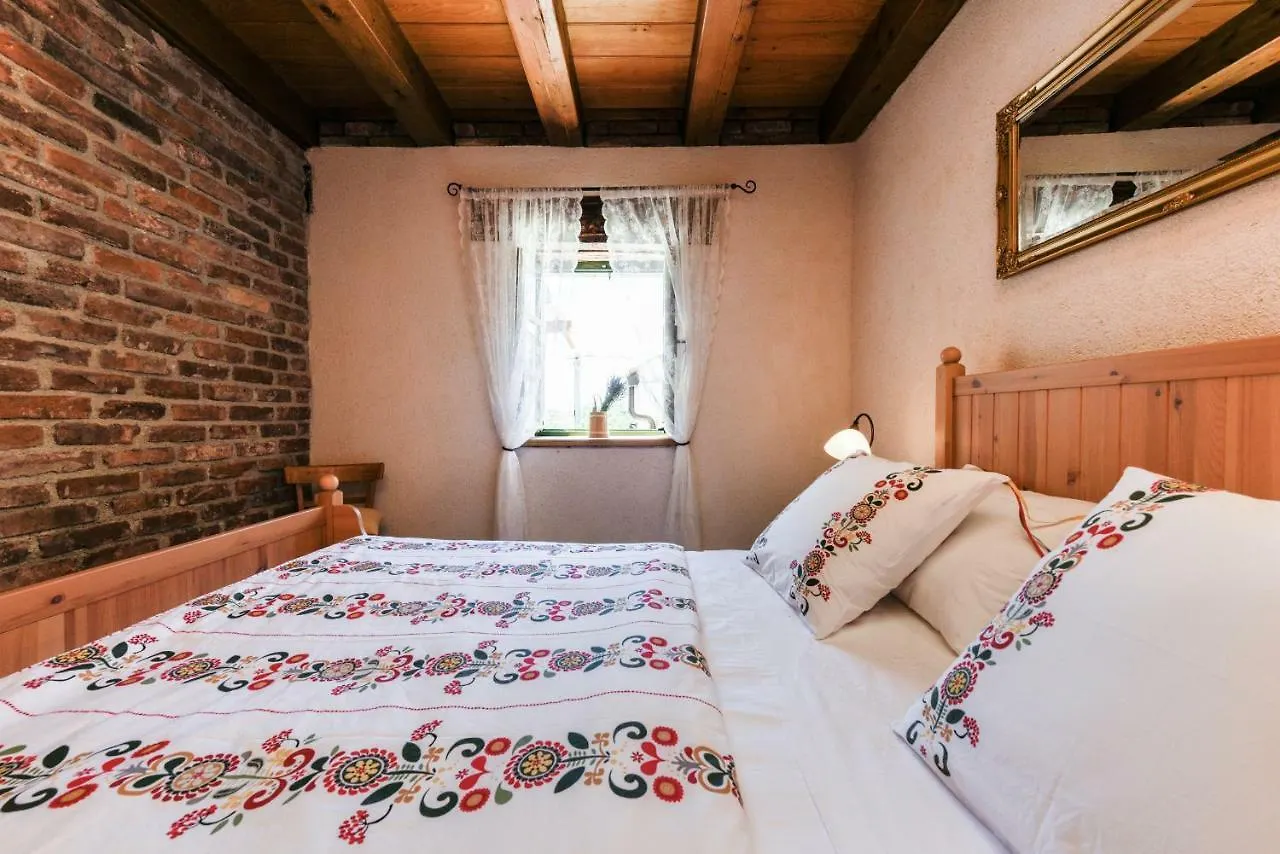 Willa Stone House Bura Tribanj-Kruscica 0*,  Chorwacja